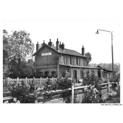 CAR-ACWP14-0962-76 - AUFFAY - La gare