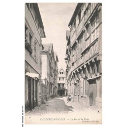 CAR-ACEP4-0273-76 - CAUDEBEC-EN-CAUX - La rue de la halle