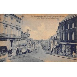 76 - BONSECOURS - SAN49366 - La Grand'Rue vers Péruwelz prise du portail de la Basilique
