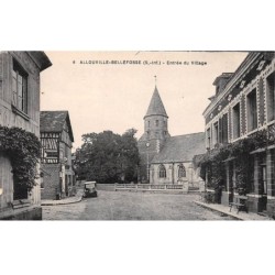 76 - ALLOUVILLE BELLEFOSSE - SAN33570 - Entrée du Village