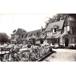 76 - MESNIL VAL - SAN58535 - Hostellerie de la Vieille Ferme - Vue d'Ensemble - CPSM 14x9 cm