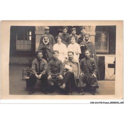 CAR-AASP10-0685 - FRANCE - CARTE PHOTO - LE HAVRE - PHOTO DE GROUPE.MILITAIRES HOPITAL TEMPORAIRE