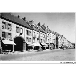 CAR-AAJP9-77-0808 - NEUFCHATEL-EN-BRAY - La grand' rue - Commerces, La Ruche, Economiques de Normandie