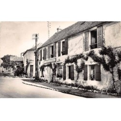 77 - VILLENEUVE SUR BELLOT - SAN27521 - L'Oeuf à la coque - Le Fourcheret - CPSM 14X9 cm