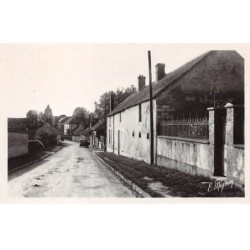 77 - Voulx - SAN23078 - Route de Montmachou - CPSM 14X9 cm