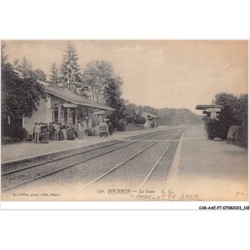CAR-AAEP7-77-0680 - BOURRON - la gare