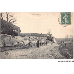 CAR-AABP10-77-0800 - THIEUX - la rue de lavoir