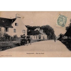 77. n° 104604 .coutevroult .voiture .rue du pave .