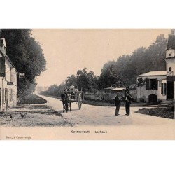 77. n° 104603 .coutevroult .attelage .le pave .