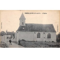 77. n° 105268 .pierre levee .l eglise .