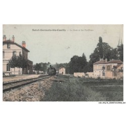 CAR-AFQP6-0299-77 - SAINT-GERMAIN-LES-COUILLY - La gare et les pavillons - Train