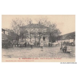 CAR-AFQP6-0322-77 - PONTHIERRY - Ferme de bouligneaux - Vue intérieure