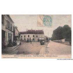 CAR-AFQP6-0316-77 - OZOIR-LA-FERRIERE - Place des cyclistes - Hotel de la réunion