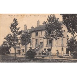 77 - DAGNY - SAN31073 - Pavillon de la Fosse Jarry - Vu des Côtés Ouest et Sud - Pli