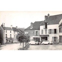 77 - VILLENEUVE SUR BELLOT - SAN29355 - Place Constant Gallot - CPSM 14X9cm