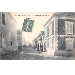 77. n° 105016 .boutigny .une rue du village .