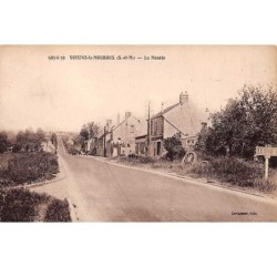 77. n° 105013 .voisins le mouroux .la montee .