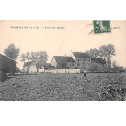 77. n° 105265 .pierre levee .ferme des ermites .