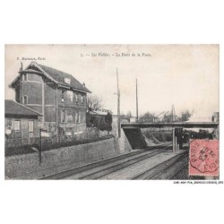 CAR-ADYP16-1125-77 - LES VALLEES - Le pont de la puce