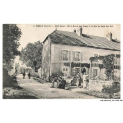CAR-ADQP10-0668-77 - EVERLY - Coté ouest de la route des ormes a la rue du bout d'en bas