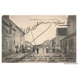 CAR-ADQP10-0678-77 - MONTBRIEUX - La grande rue