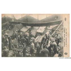 CAR-ACHP7-0423-92 - Accident de l'usine reanult a BILLANCOURT - 13 juin 1917