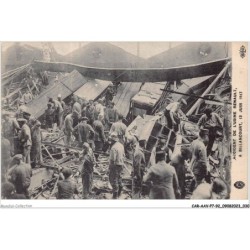 CAR-AAVP7-92-0423 - ACCIDENT DE L'USINE RENAULT - à billancourt - 13 juin 1917