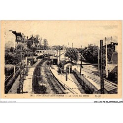 CAR-AAVP6-92-0365 - FONTENAY-AUX-ROSES - La gare du métro
