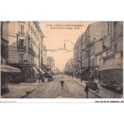 CAR-AAVP8-92-0536 - LEVALLOIS-PERRET - Rue victor-hugo - E m