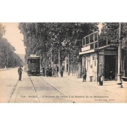 92.AM17734.Rueil.N°139.Avenue de Paris à la station de la Malmaison.Tramway