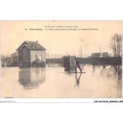 CAR-AAVP8-92-0489 - LA CRUE DE LA SEINE - 30 janvier 1910 - Colombes - La plaine complètement submergée