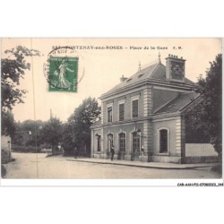 CAR-AAHP11-92-1033 - FONTENAY-AUX-ROSES - Place de la gare