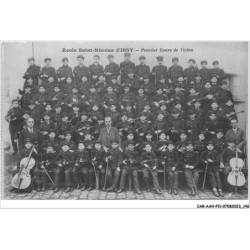 CAR-AAHP11-92-1034 - ISSY - école saint-nicolas d'issy - Premier cours de violon - Fanfare