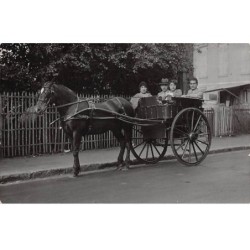 92 - N°90604 - LE PLESSIS ROBINSON - Famille dans une charrette tirée par des chevaux - Carte photo
