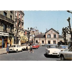 92 - SAN62451 - LA GARENNE COLOMBES - La gare des vallées - Raymon - CPSM 10x15 cm