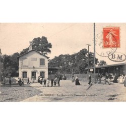 92.AM17693.Nanterre.N°57.Gare et passage à niveau