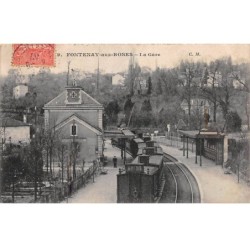 92 - FONTENAY AUX ROSES - SAN67712 - La gare - Train - En l'état