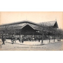 92.AM17702.Levallois Perret.N°10.Place du marché