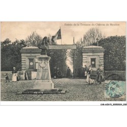 CAR-ACBP3-0172-92 - Entrée de la terrasse du chateau de MEUDON