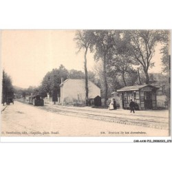 CAR-AAWP13-92-1029 - RUEIL - Station de la jonehère