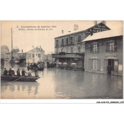 CAR-AAWP13-92-1025 - RUEIL - Inondations de janvier 1910 - Avenue du chemin de fer