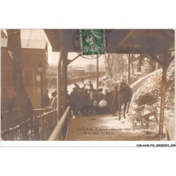 CAR-AAWP13-92-1037 - RUEIL - La crue de la seine - Janvier 1910 - A la gare de rueil