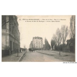 CAR-ADLP19-1199-92 - ISSY-LES-MOULINEAUX - Place de la gare