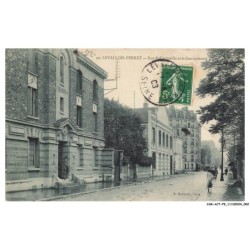 CAR-ACTP9-0643-92 - LEVALLOIS-PERRET - Rue de cormeille et la gendarmerie
