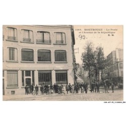 CAR-ACTP9-0669-92 - MONTROUGE - La poste et l'avenue de la république