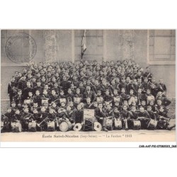 CAR-AAFP10-92-0890 - ISSY-SEINE - école saint-nicolas - La fanfare 1913