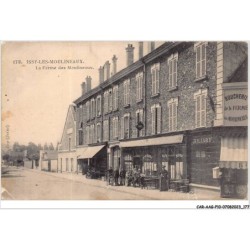 CAR-AAGP10-92-0981 - ISSY-LES-MOULINEAUX - La Ferme des Moulineaux - Cafe, Boucherie - Carte vendue en l'etat