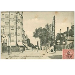 92.COLOMBES.n°13776.LE PASSAGE A NIVEAU RUE ST DENIS