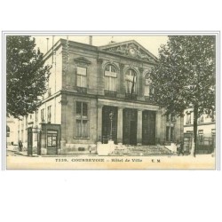 92.COURBEVOIE.HOTEL DE VILLE.TACHES