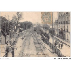 CAR-AAVP7-92-0458 - COLOMBES - L'avenue ménelotte